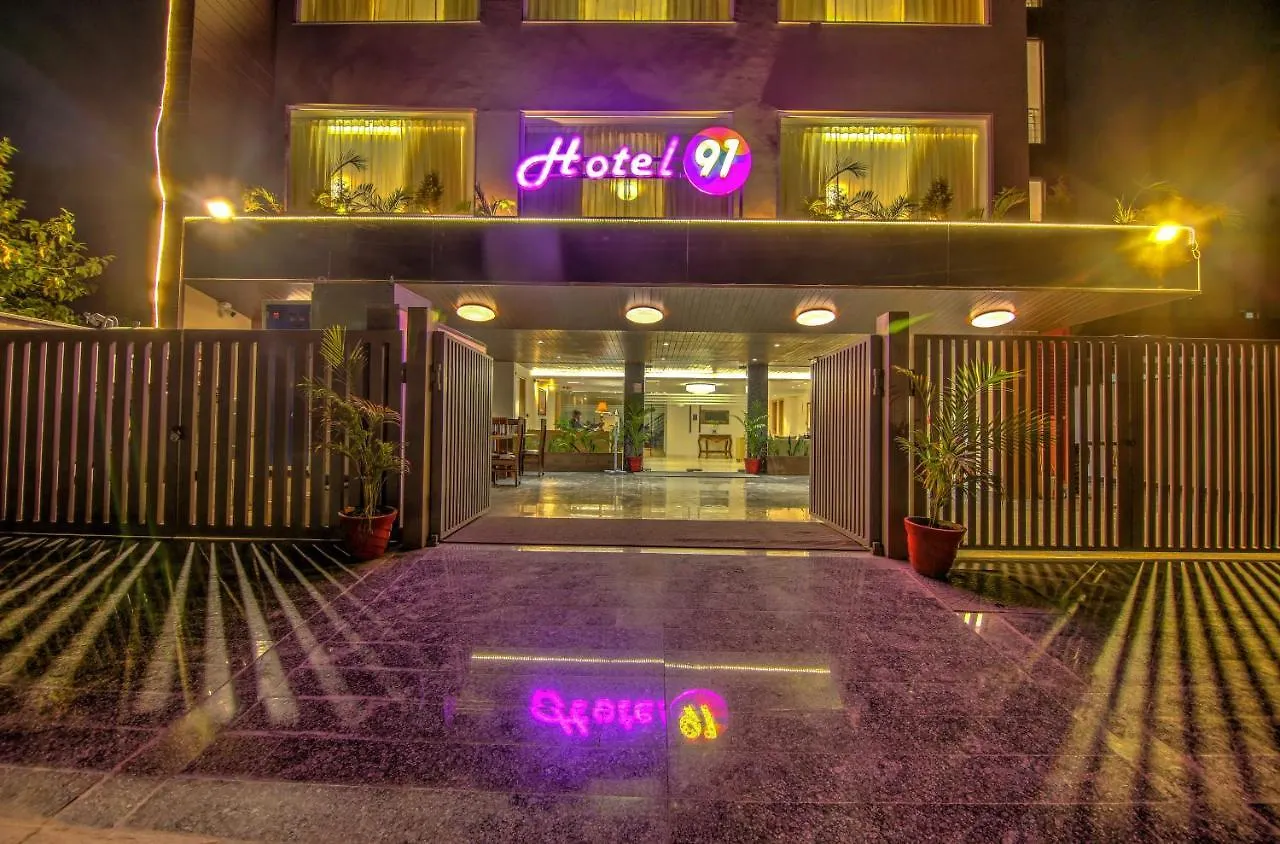 Hotel 91 Huda City Centre Gurgaon India